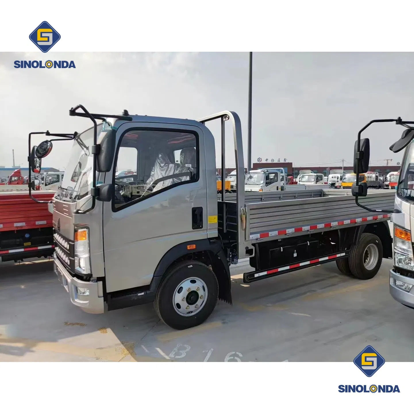 Sino Truck HOWO 3-10tons Cargo/Lorry/Van/Sidewall/Fence Trucks 4X2 4X4 HOWO Light/Mini Dropside/Tipper/Dump/Dumper Cargo Truck for Sale/Small