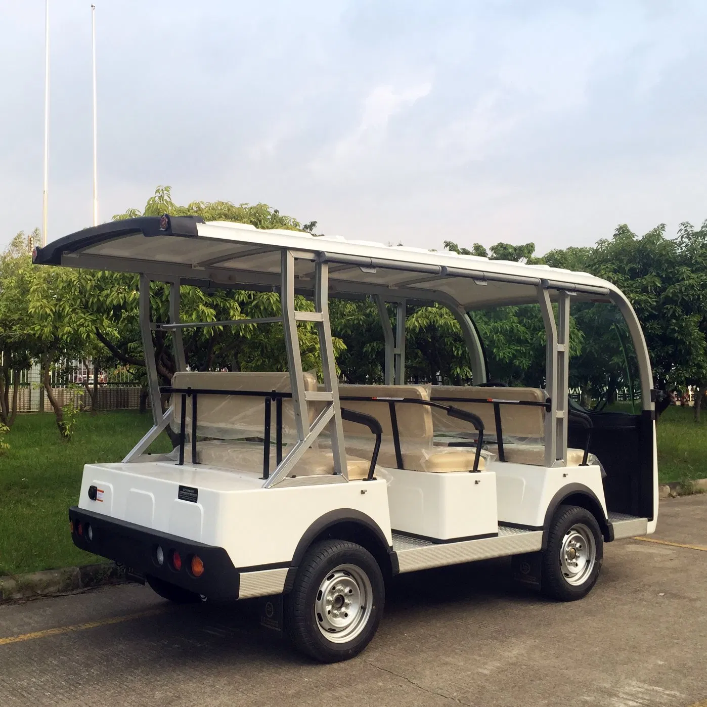 Street Legal 8-Passenger Tourist Shuttle From China Manufacturer