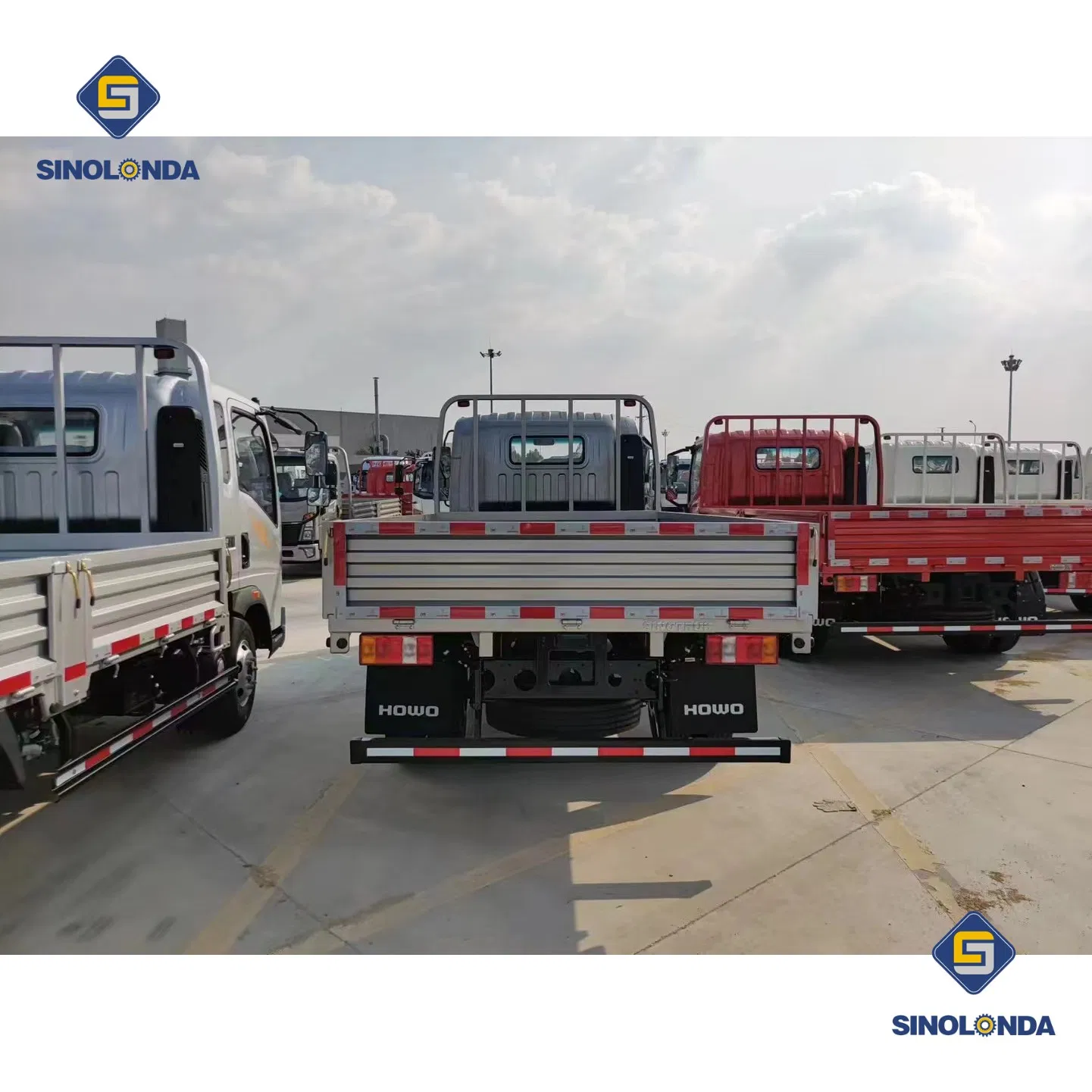 Sino Truck HOWO 3-10tons Cargo/Lorry/Van/Sidewall/Fence Trucks 4X2 4X4 HOWO Light/Mini Dropside/Tipper/Dump/Dumper Cargo Truck for Sale/Small