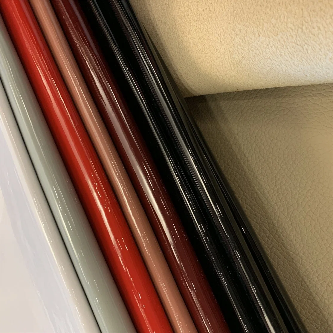 Genuine Handfeeling Patent PU Varnish Leather Microfiber for Car Seat Upholstery Furniture