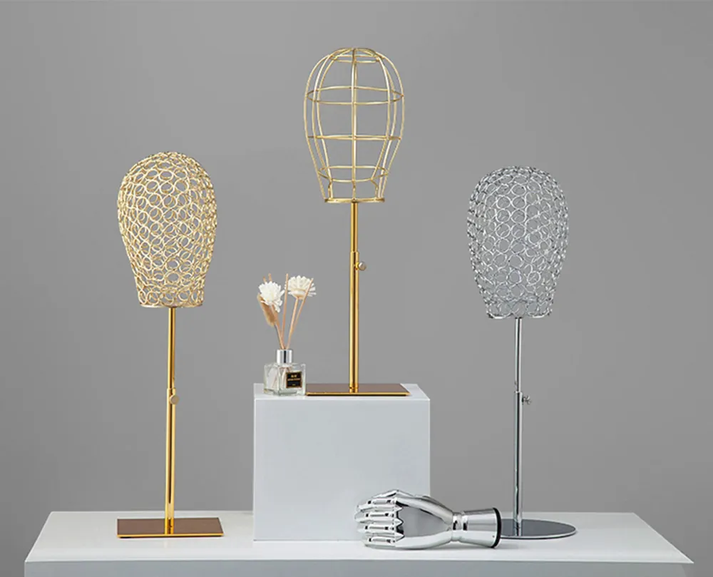 Mannequin Display 10