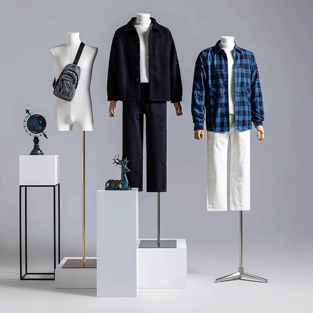 Mannequin Display 19