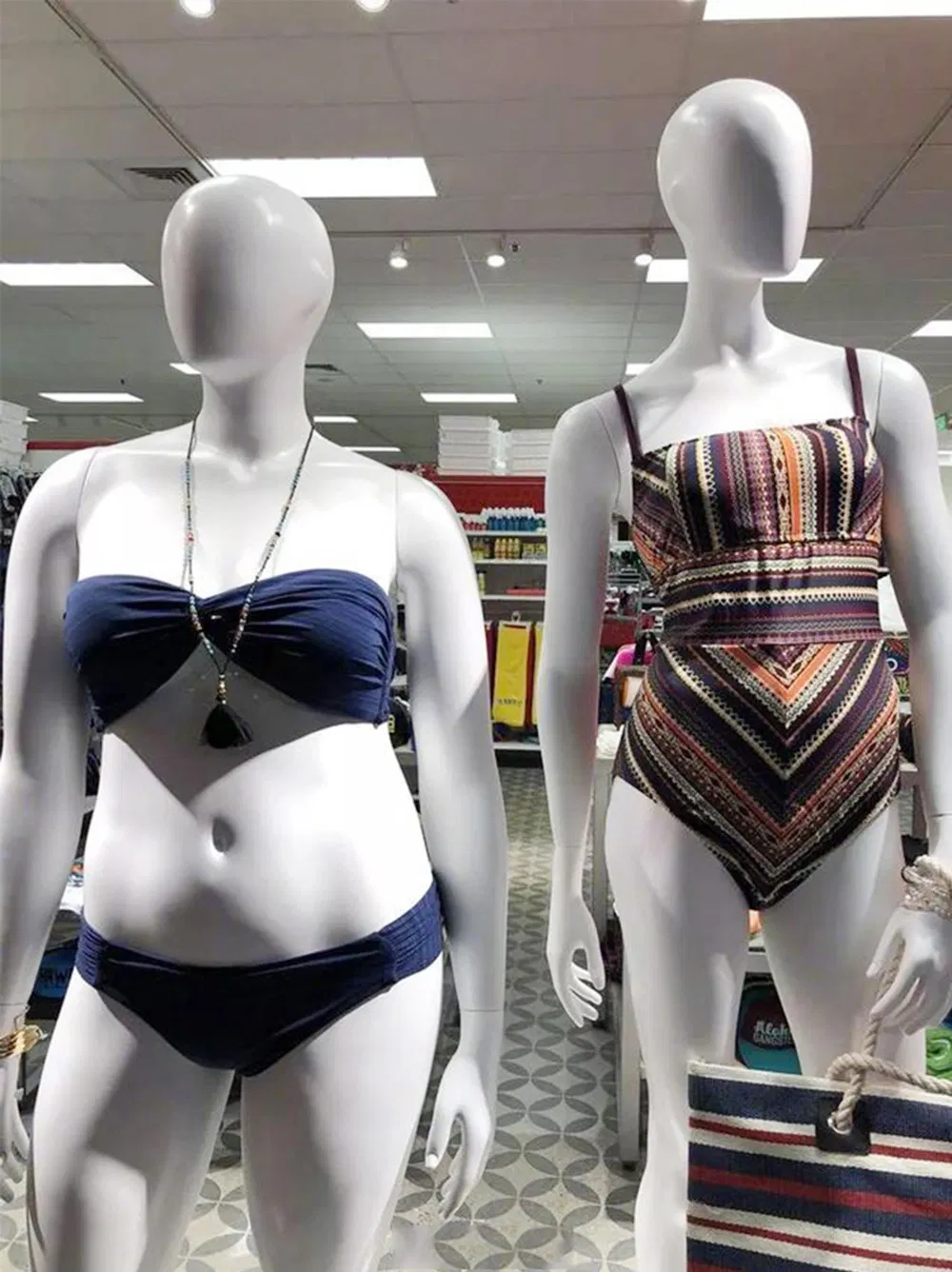 Mannequin Display 20