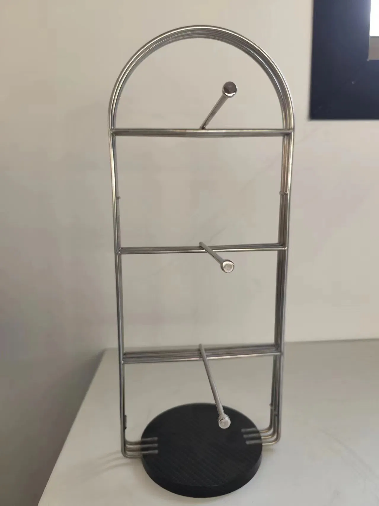 Boutique Desktop Hangers Holder Customized Designed Display Racks for Luxury