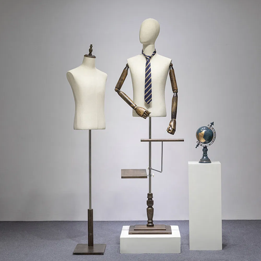 Mannequin Display 11