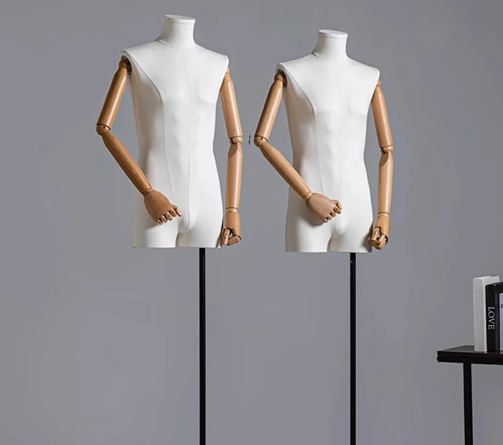 Mannequin Display 13