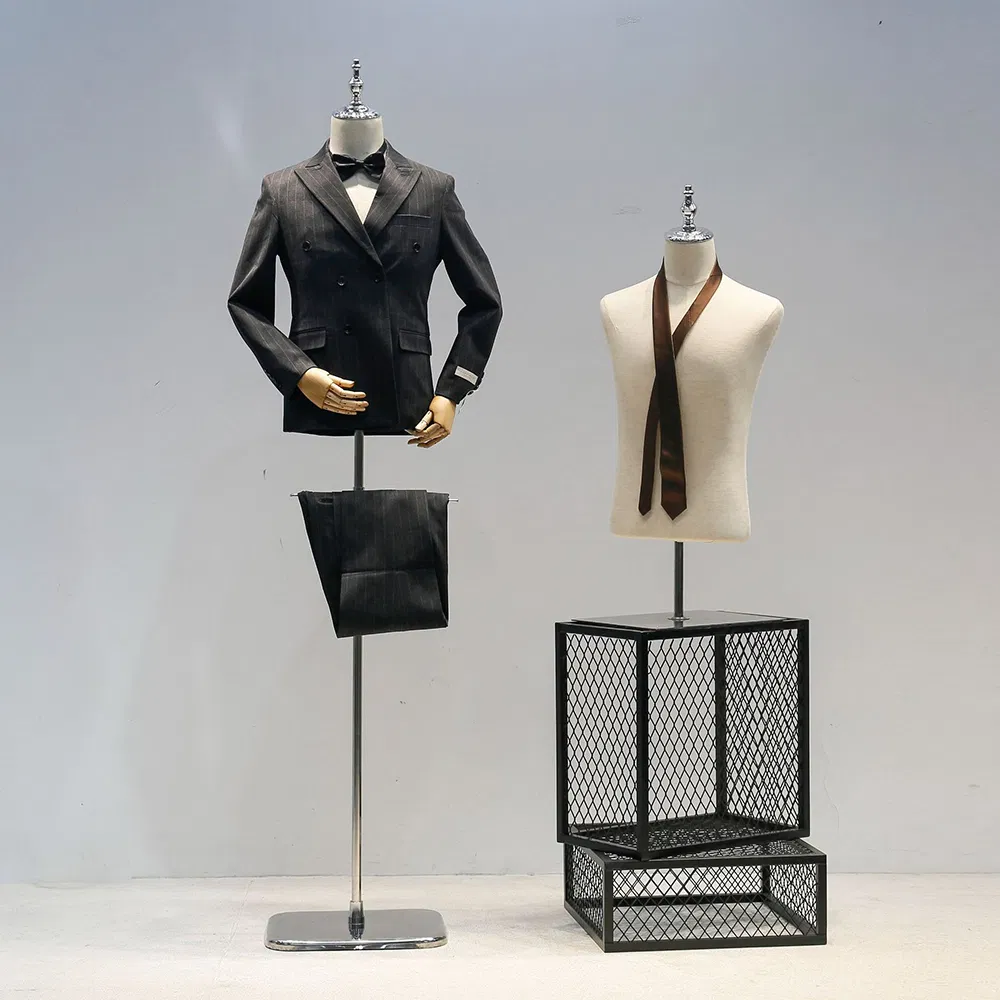 Mannequin Display 19