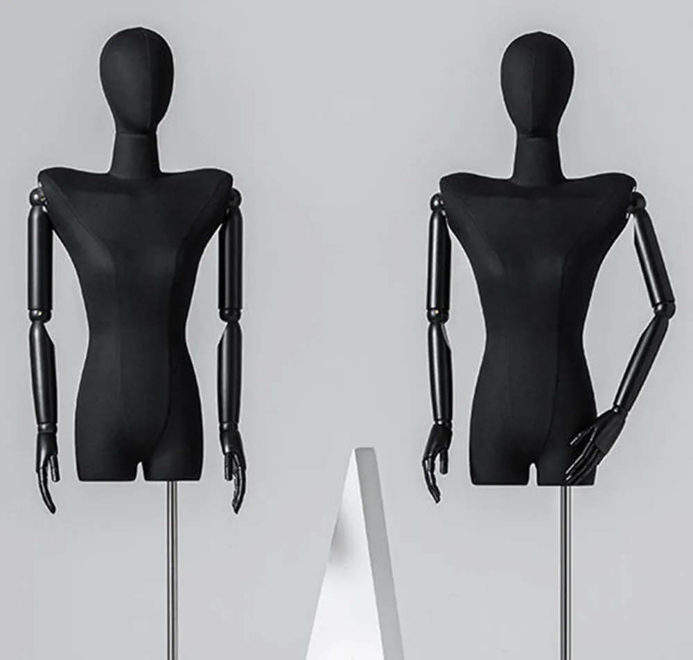 Mannequin Display 13