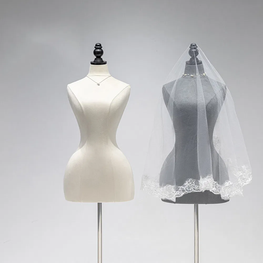 Mannequin Display 20