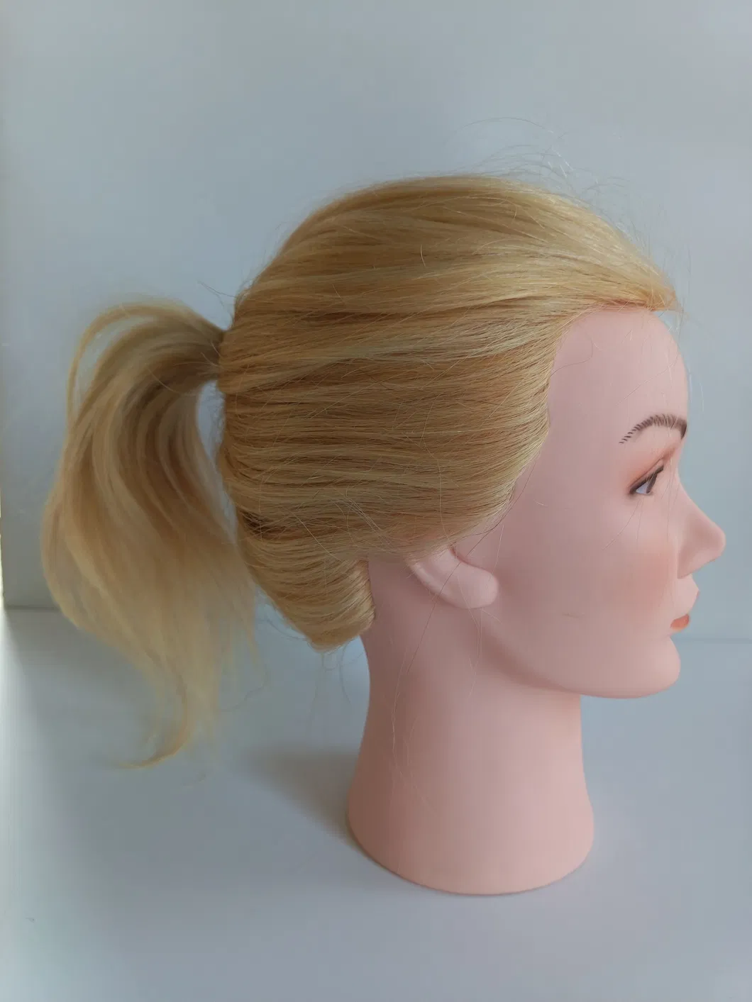 Mannequin Head Detail 1