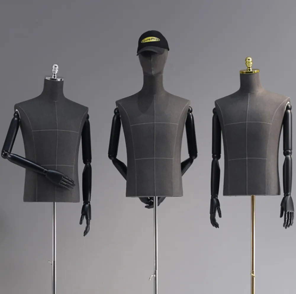 Mannequin Display 16