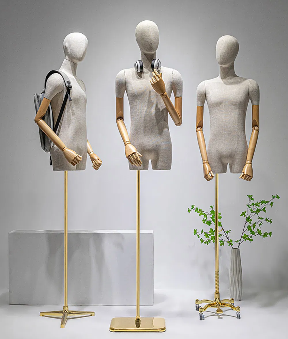 Mannequin Display 19