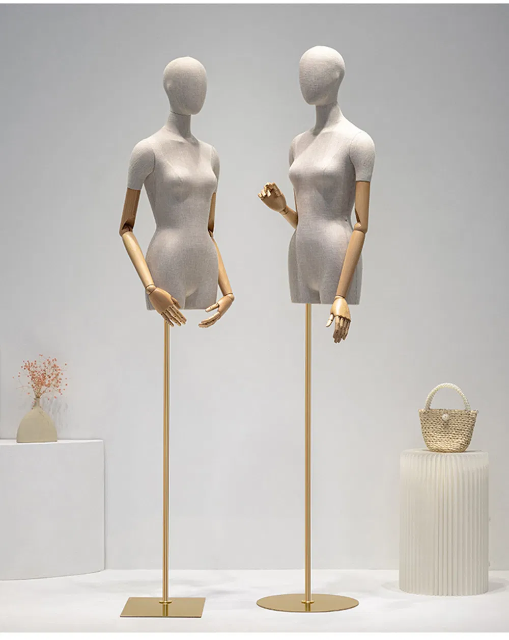 Mannequin Display 11