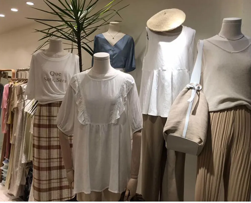 Mannequin Display 19