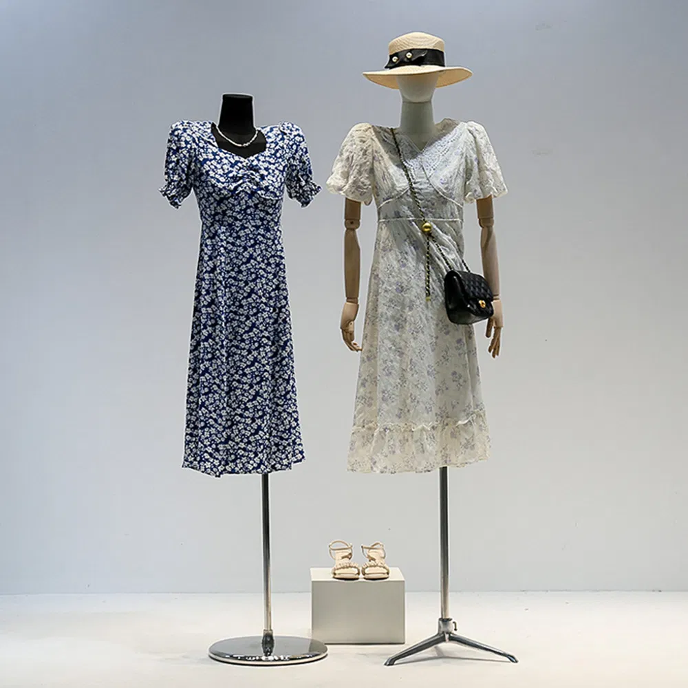 Mannequin Display 19