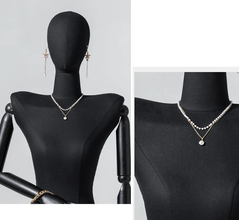 Mannequin Display 12