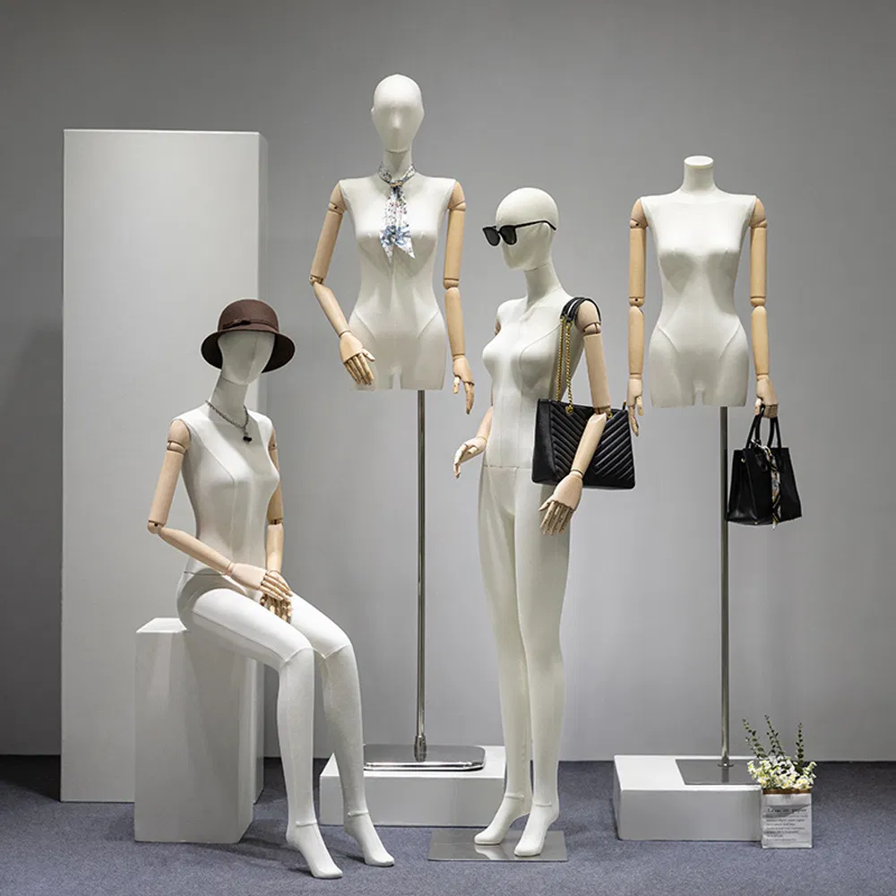 Mannequin Display 9