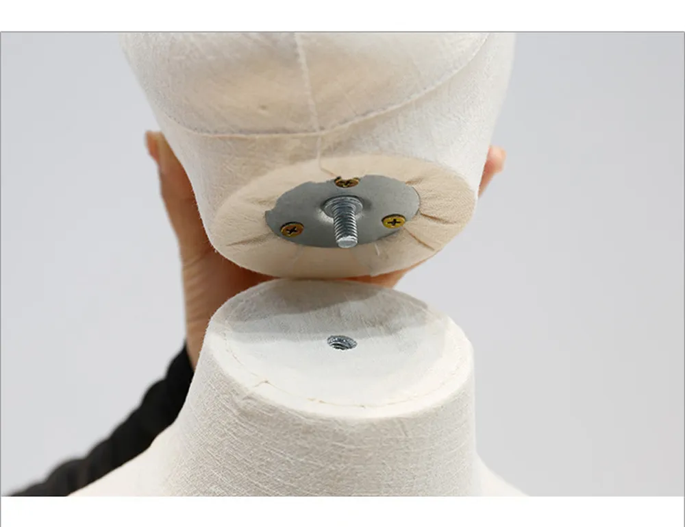 Mannequin Display 13