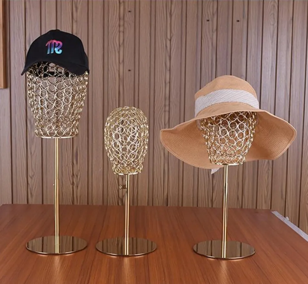 Mannequin Display 18