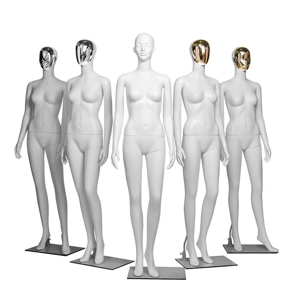 Mannequin Display 10