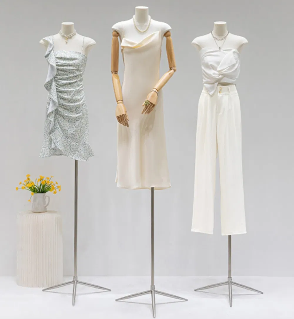 Mannequin Display 20