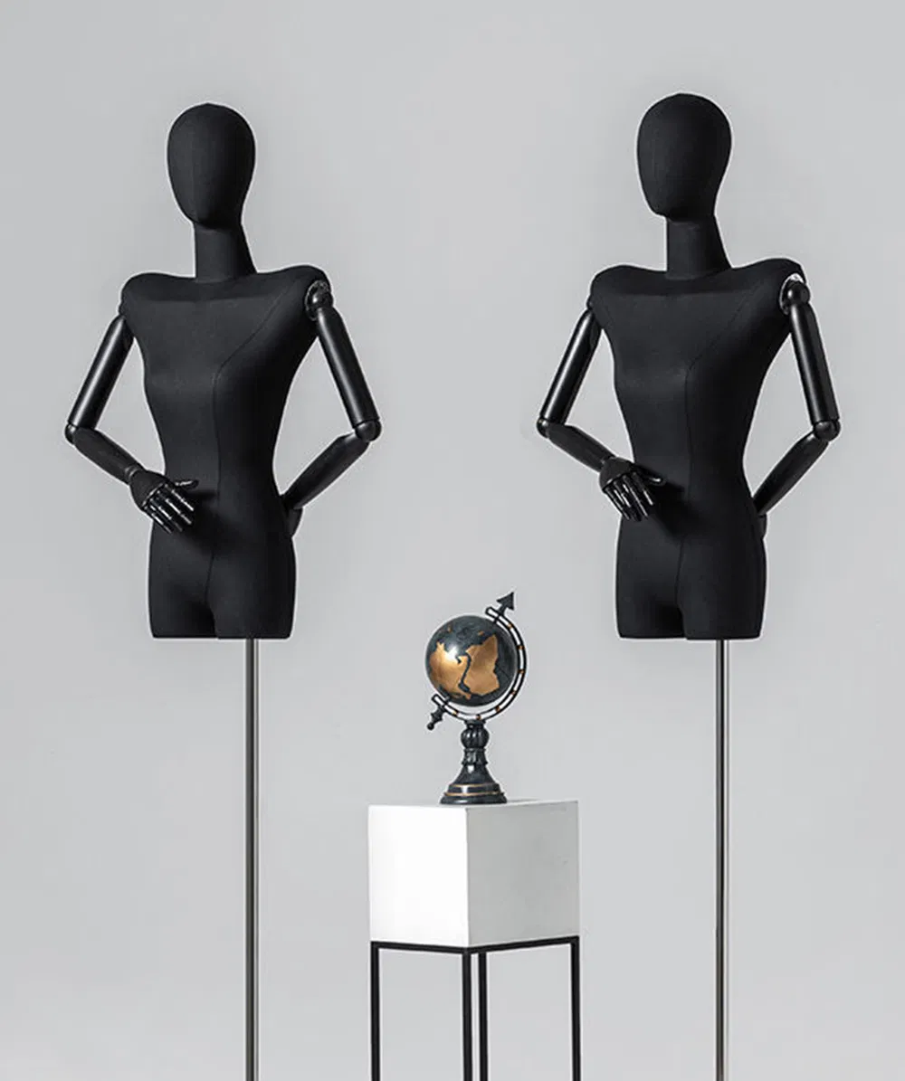 Mannequin Display 10