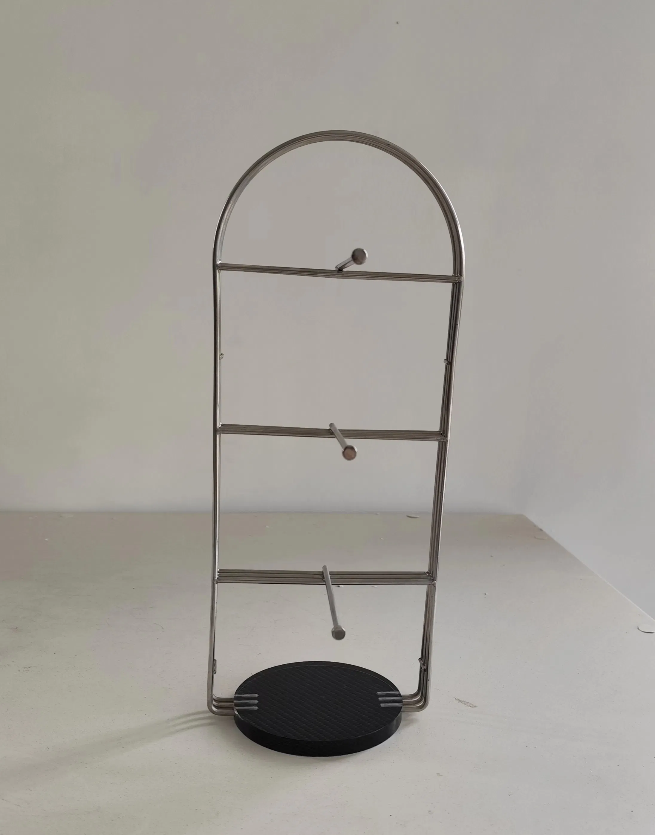 Boutique Desktop Hangers Holder Customized Designed Display Racks for Luxury