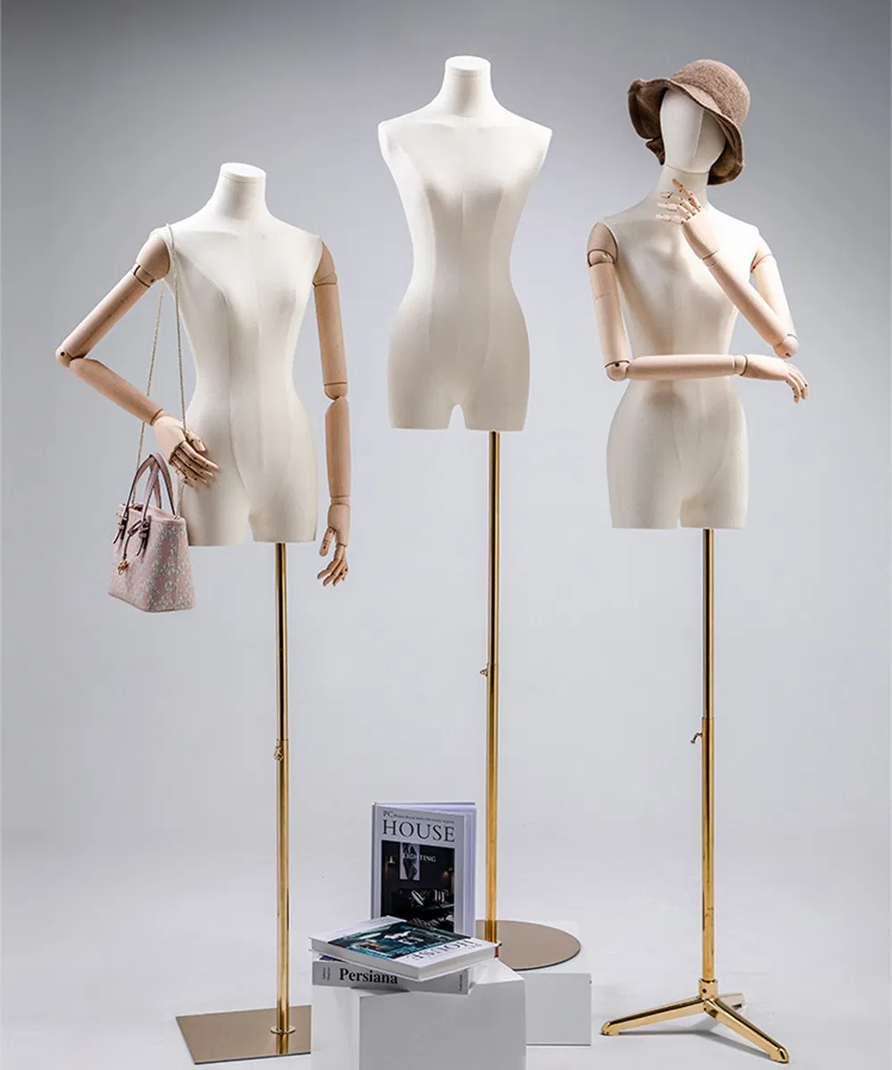 Mannequin Display 16