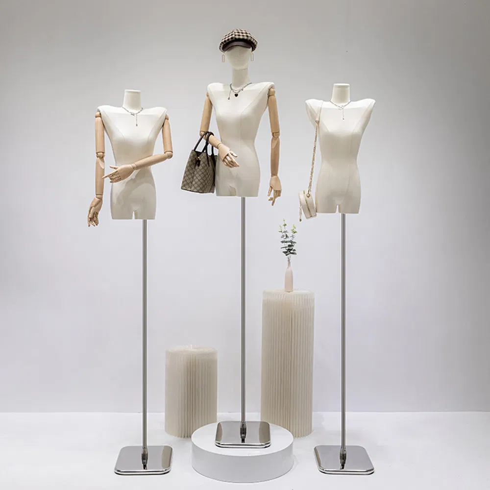 Mannequin Display 17