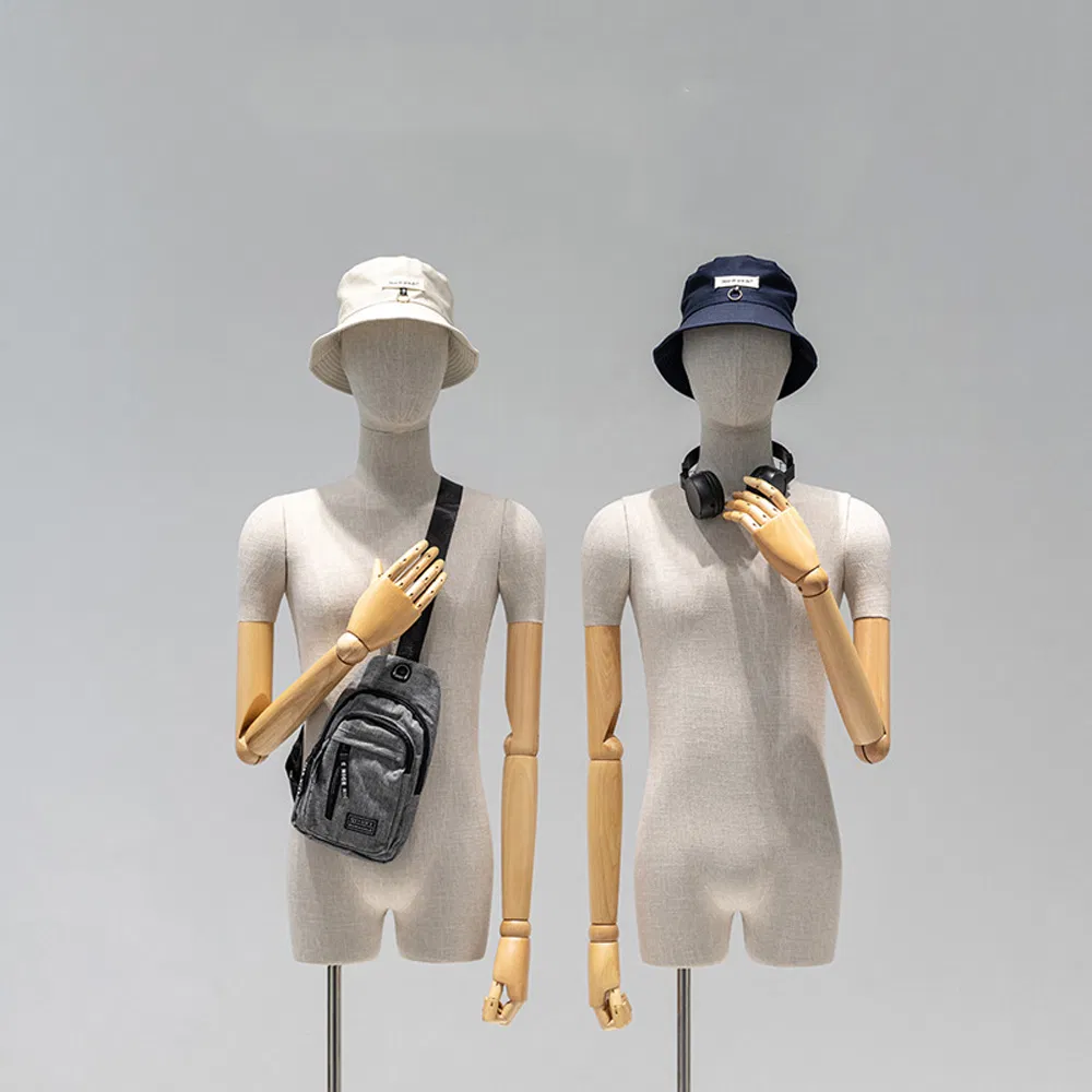 Mannequin Display 20