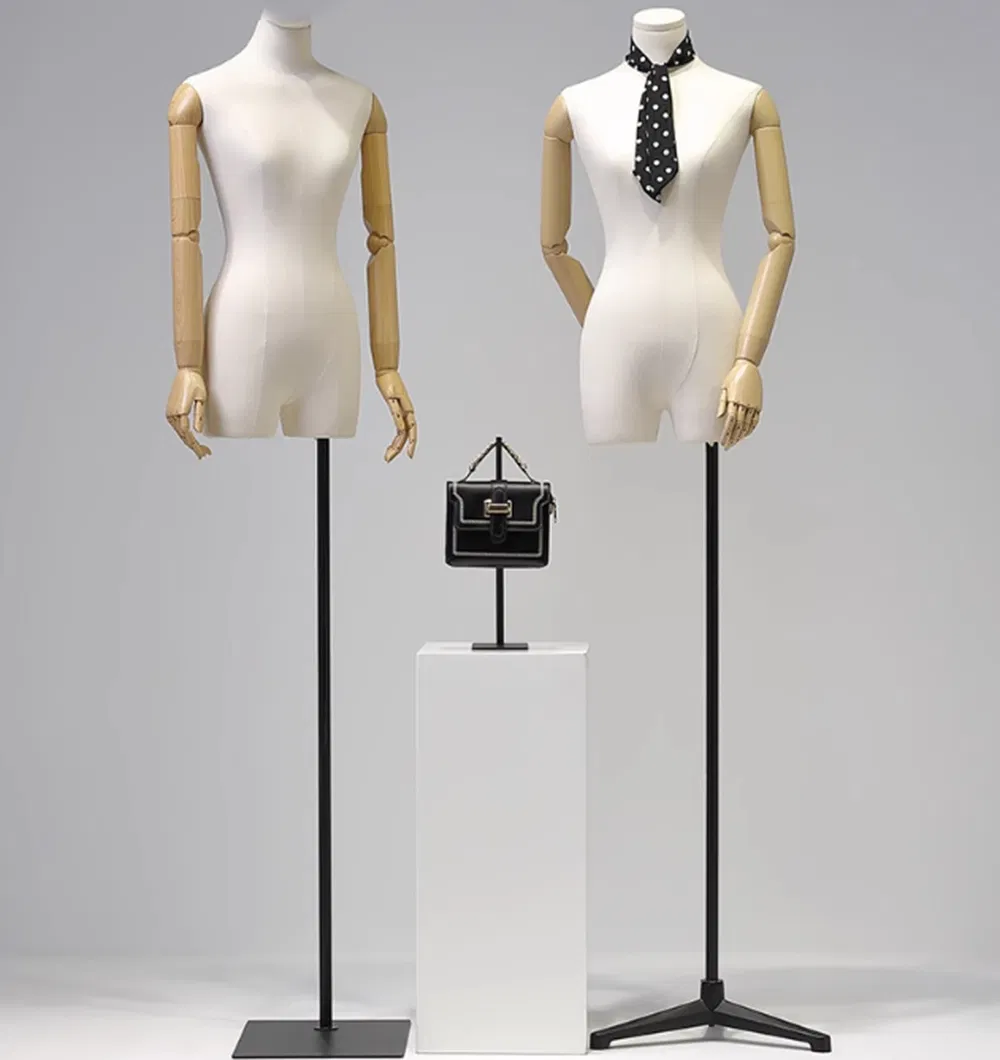 Mannequin Display 12