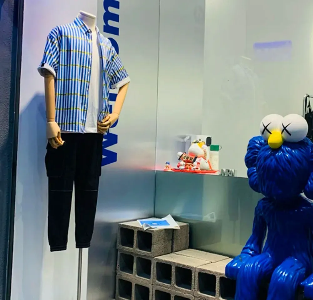 Mannequin Display 17