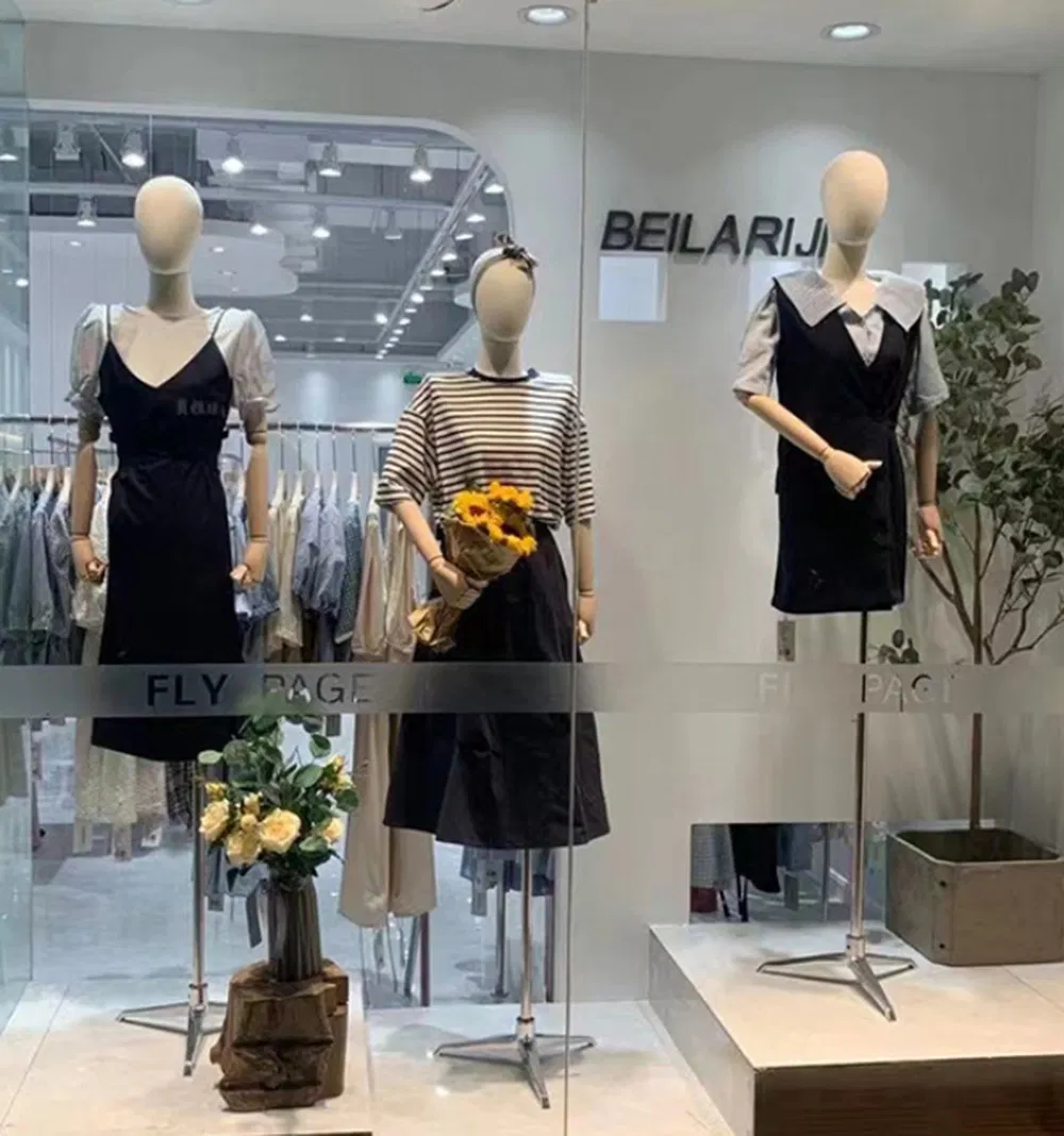 Mannequin Display 20