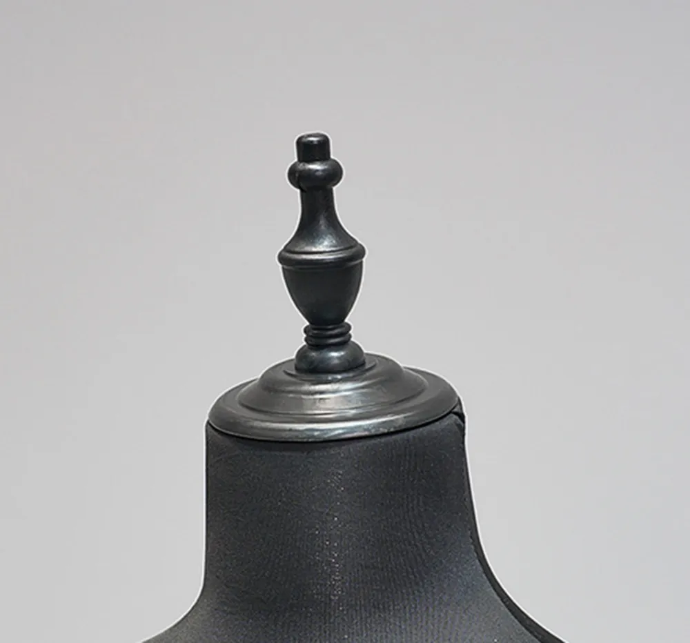 Mannequin Display 11