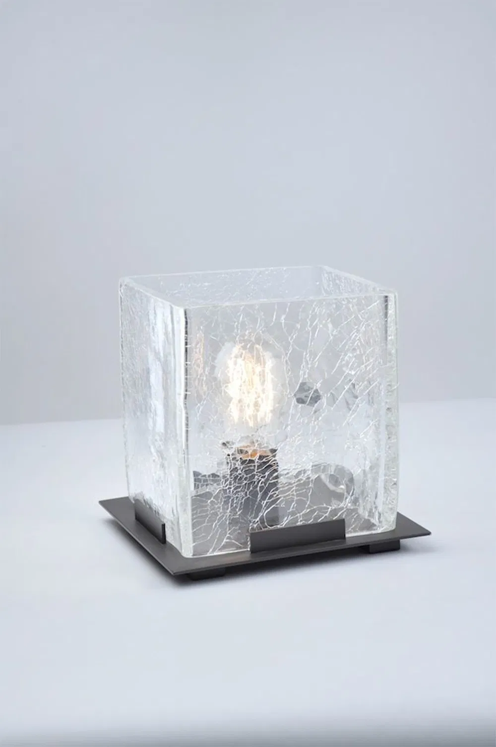 Simple Designer Bedside Art Lamp Creative Bedroom Living Room Atmosphere Table Lamp