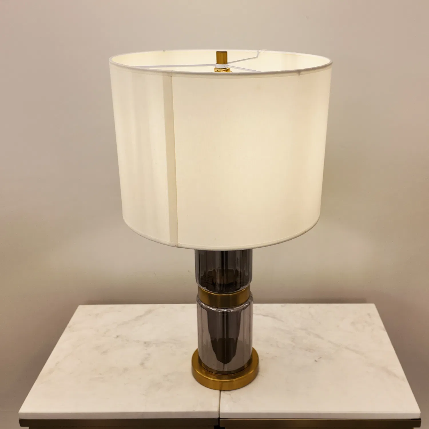 Modern Designer LED Bedroom Bedside Table Lamp Simple for Living Room Reading