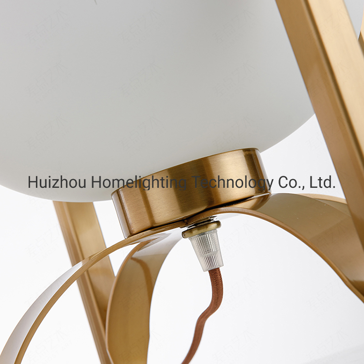 Jlt-4391 Home Luxury Designer Frosted Glass Table Lamp Brass Finish