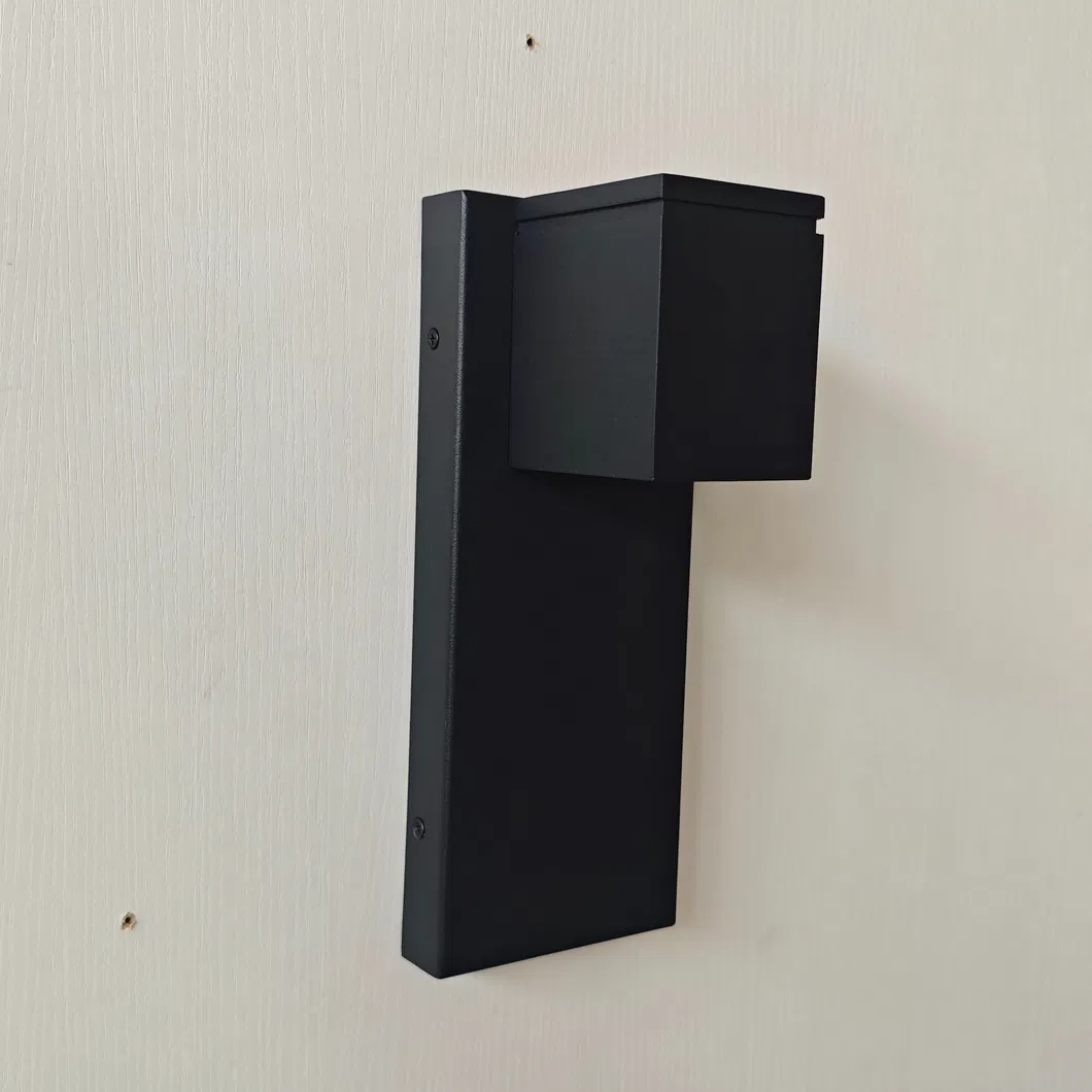 Outdoor Wall Sconce 4