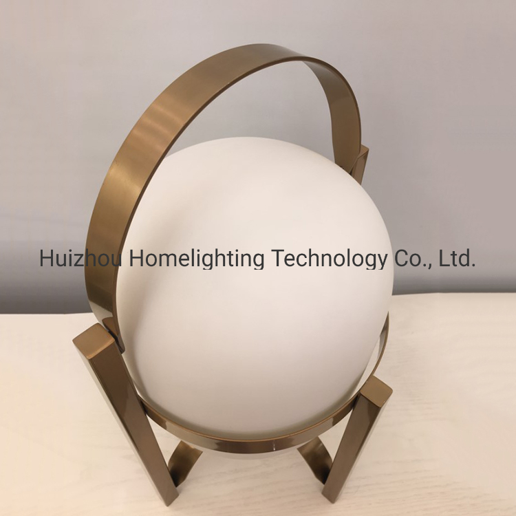 Jlt-4391 Home Luxury Designer Frosted Glass Table Lamp Brass Finish