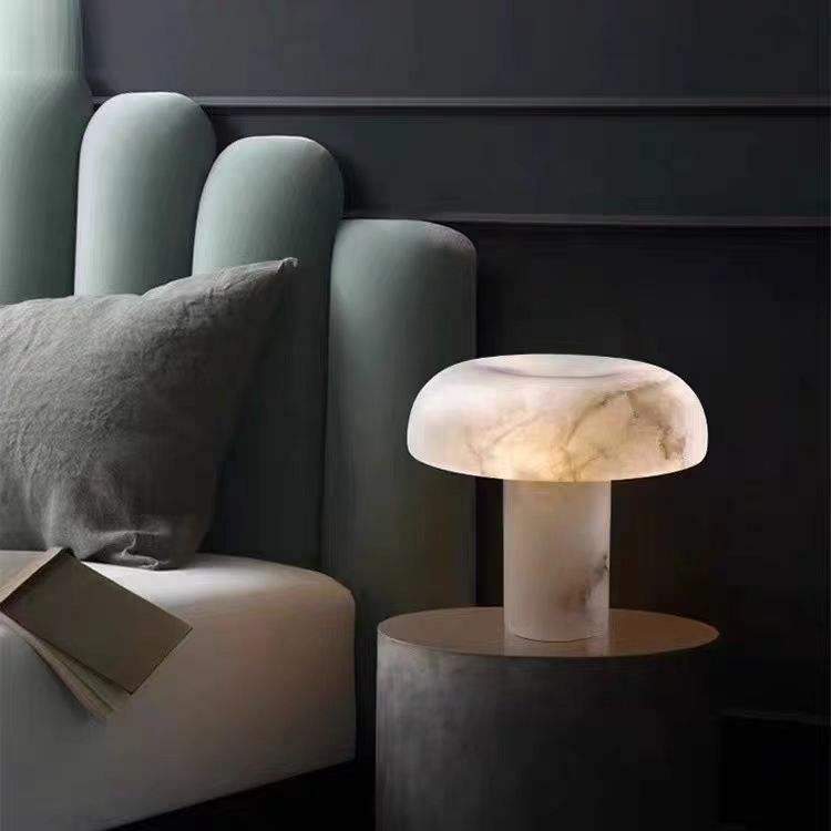 Spanish Light Luxury Modern Bedside Table Lamp Study Bedroom Sofa Designer Creative Mushroom Decorative Table Lamp