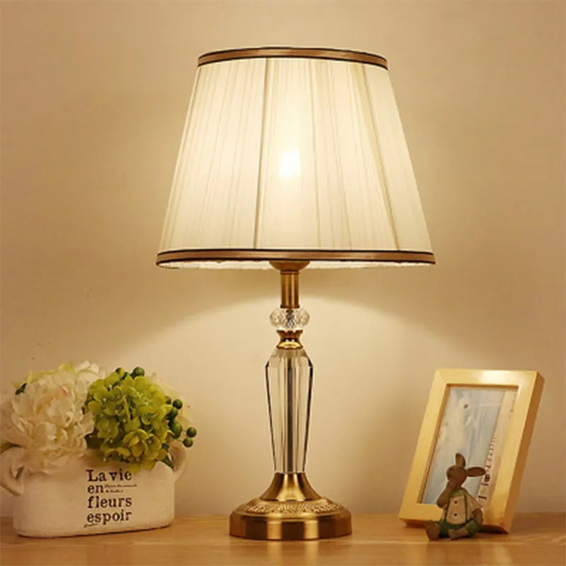 Bedroom Bedside Table Light Hotel Engineering Fashion Decorative Table Lamp Manufacturers Crystal Table Lamp