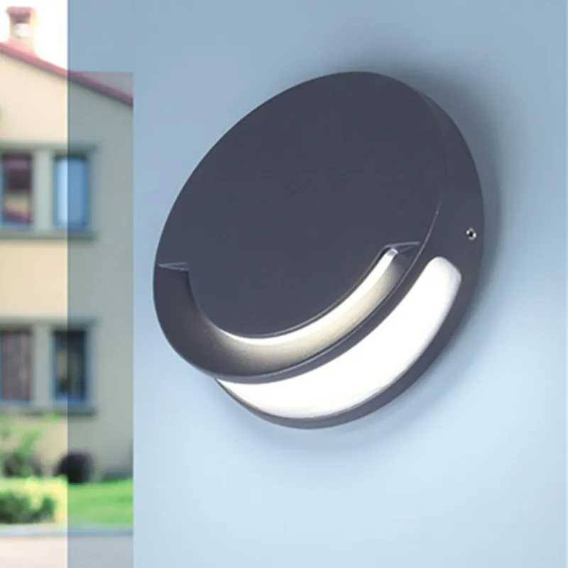 Outdoor Wall Sconce
