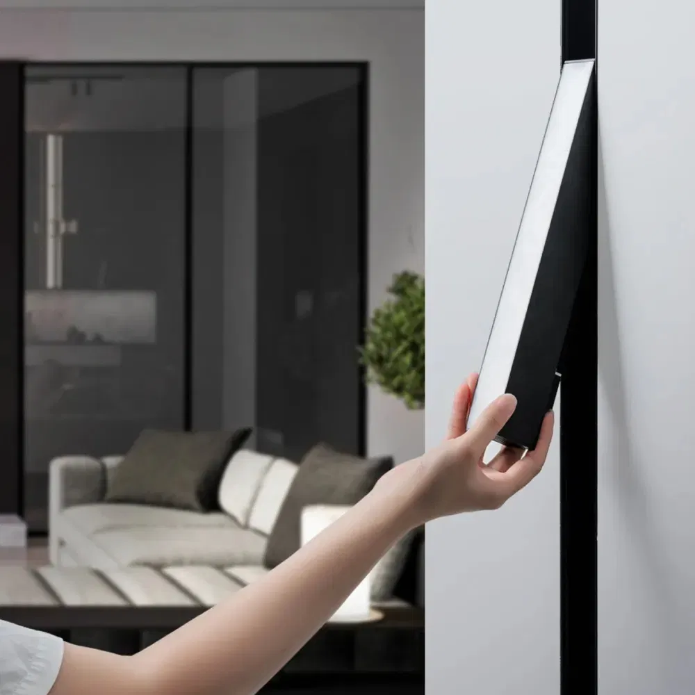 Guzhen Modern 15W Magnetic Track Lights Suspended LED Magnetic Light Track Lighting for Home Clothing Shop Store Art Gallery