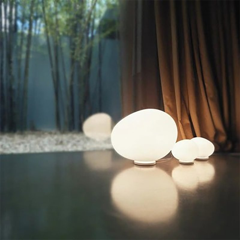 Italian Designer White Egg-Shaped Rotational Molded Lamp Nordic Minimalist Mushroom Table Lamp for Living Room Bedside Hotel