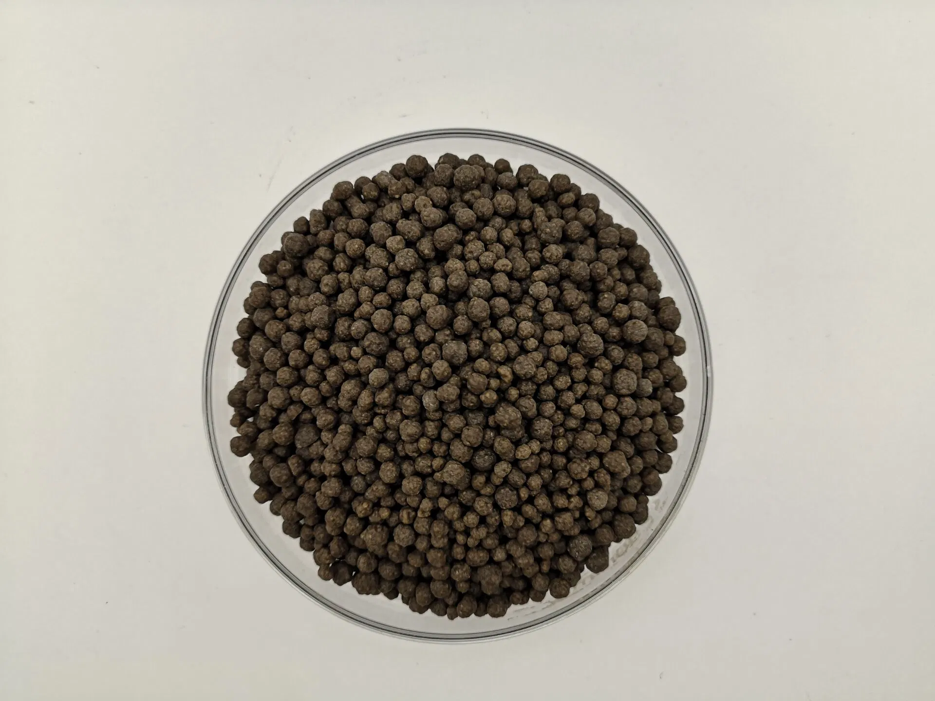 Humic Acid Urea 1.2% Humate Urea Slow Release Nitrogen Fertilizer China