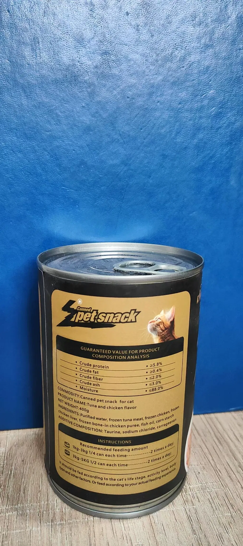 Delicious Complete Nutrition Canned Treats for Feline Friends