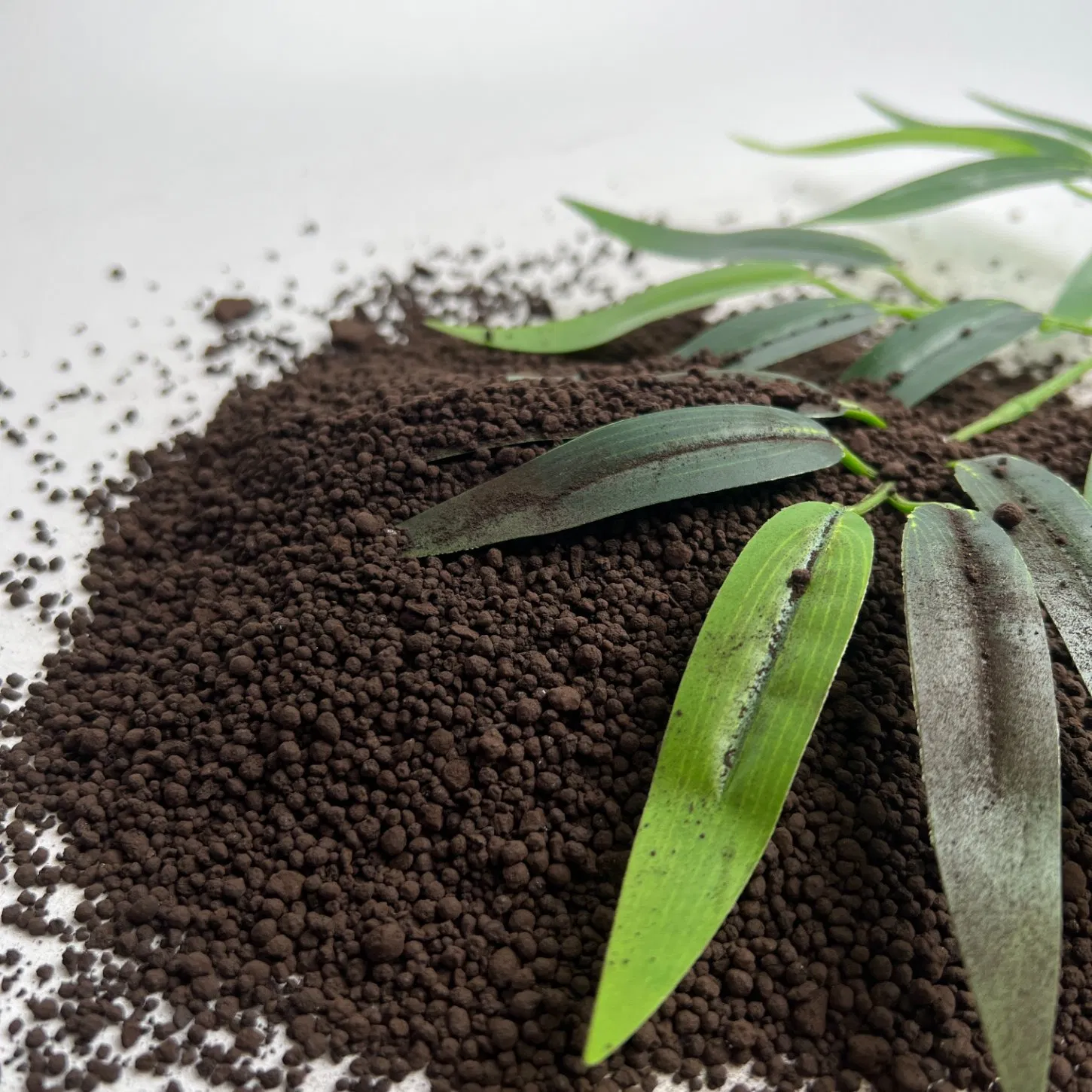 China's Organic Fertilizer: 5% Potassium Infused Pure Peat Soil Conditioner