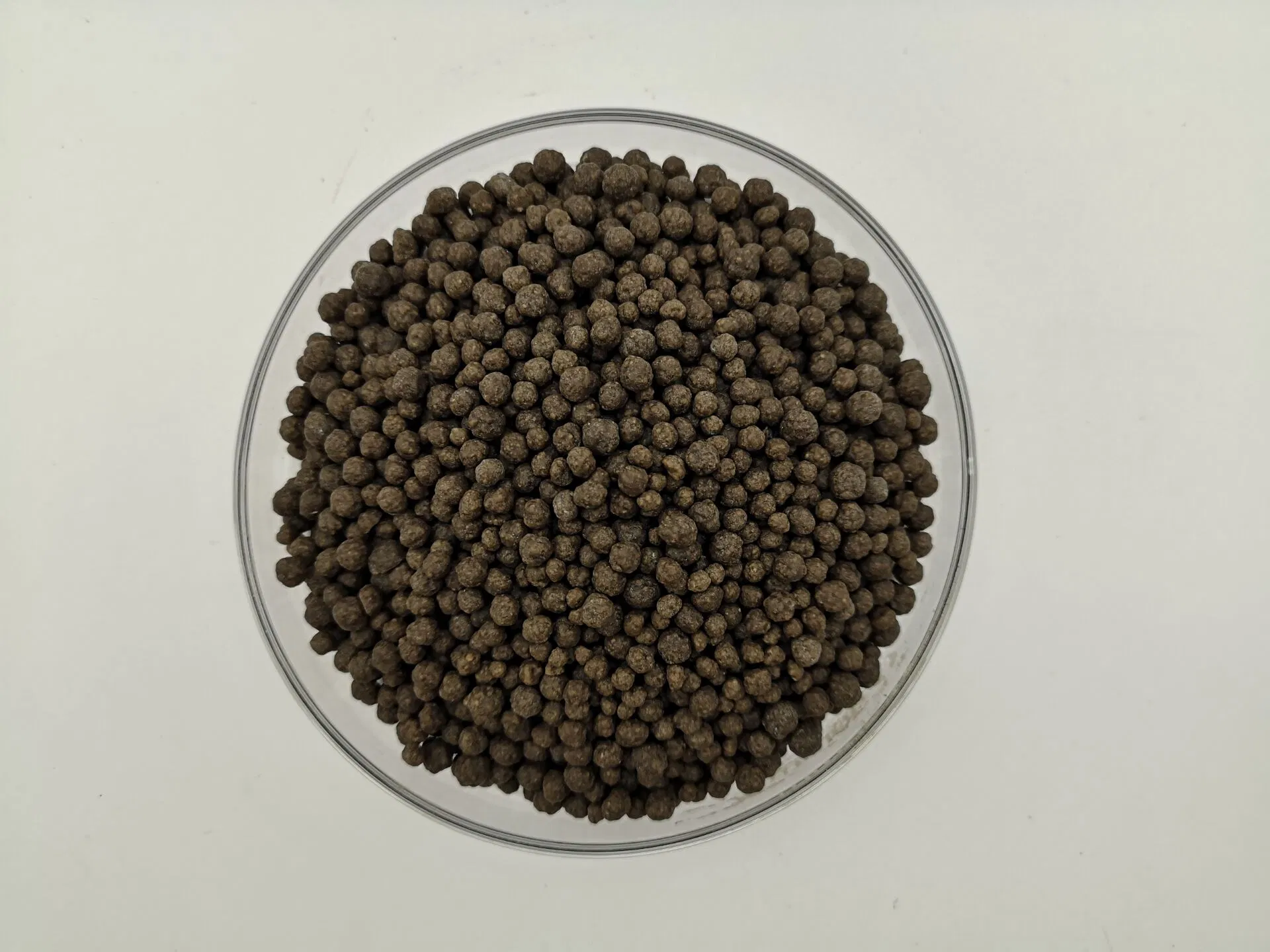 Humic Acid Urea 1.2% Humate Urea Slow Release Nitrogen Fertilizer China
