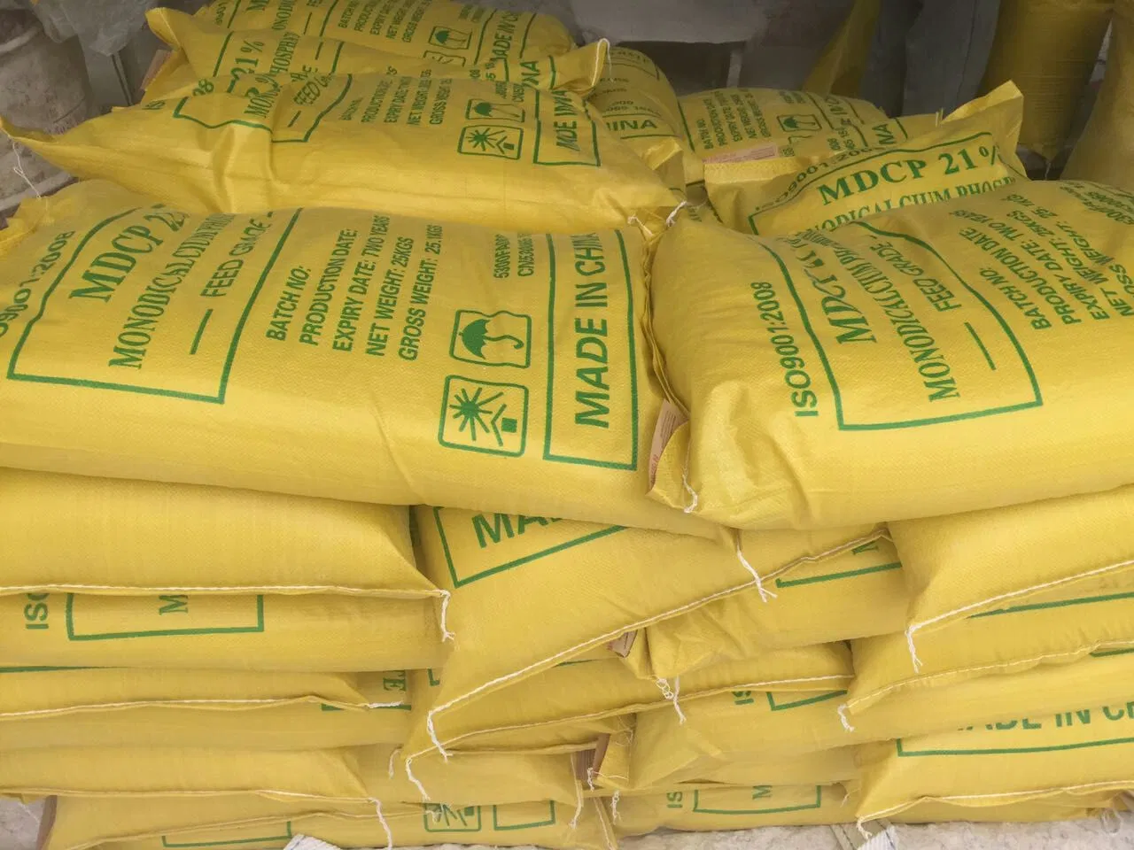 Wholesale Mono-Dicalcium Phosphate 21% Feed Grade MDCP for Ruminants