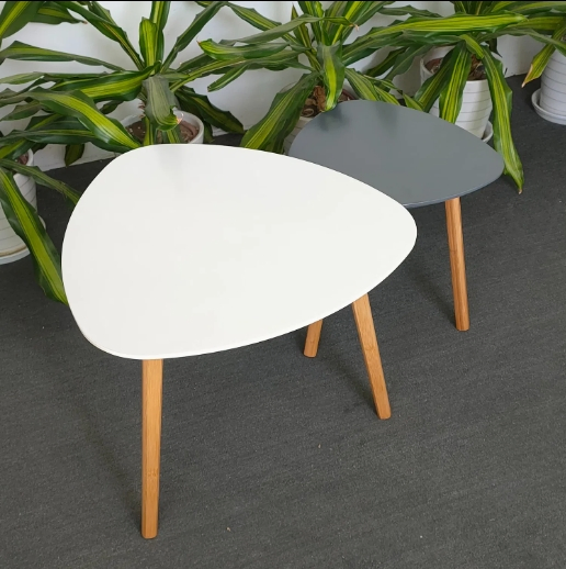 Conjunto de 2 Mesa Lateral Moderna Minimalista de Café Mesa de Ninho Triangular em Bambu